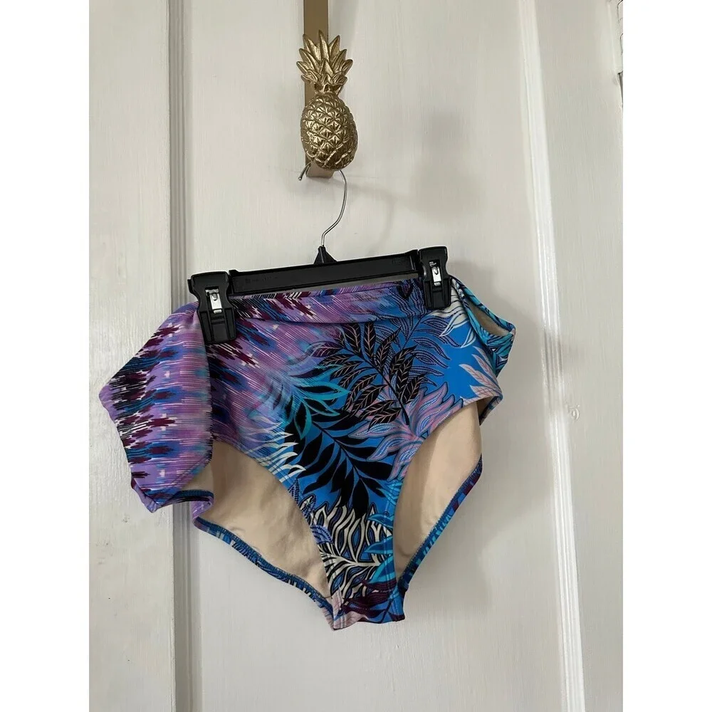 Women’s size Large Two Piece Bikini Bathing suit